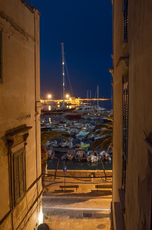 B&B Al Vico Trani Extérieur photo