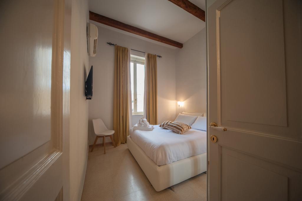 B&B Al Vico Trani Extérieur photo